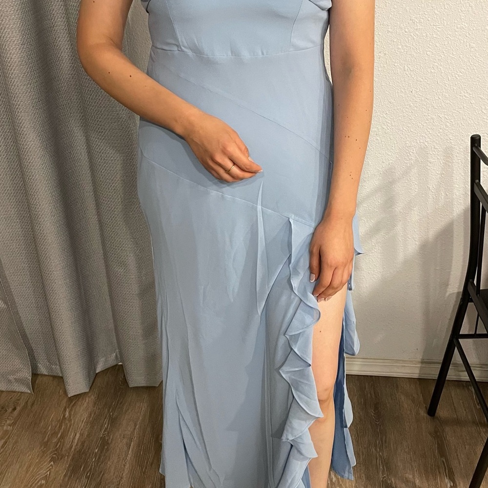 Elegant Blue Sleeveless Dress